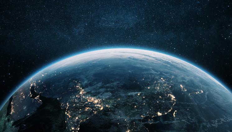 космос - Убиец на динозаври лети към Марс!