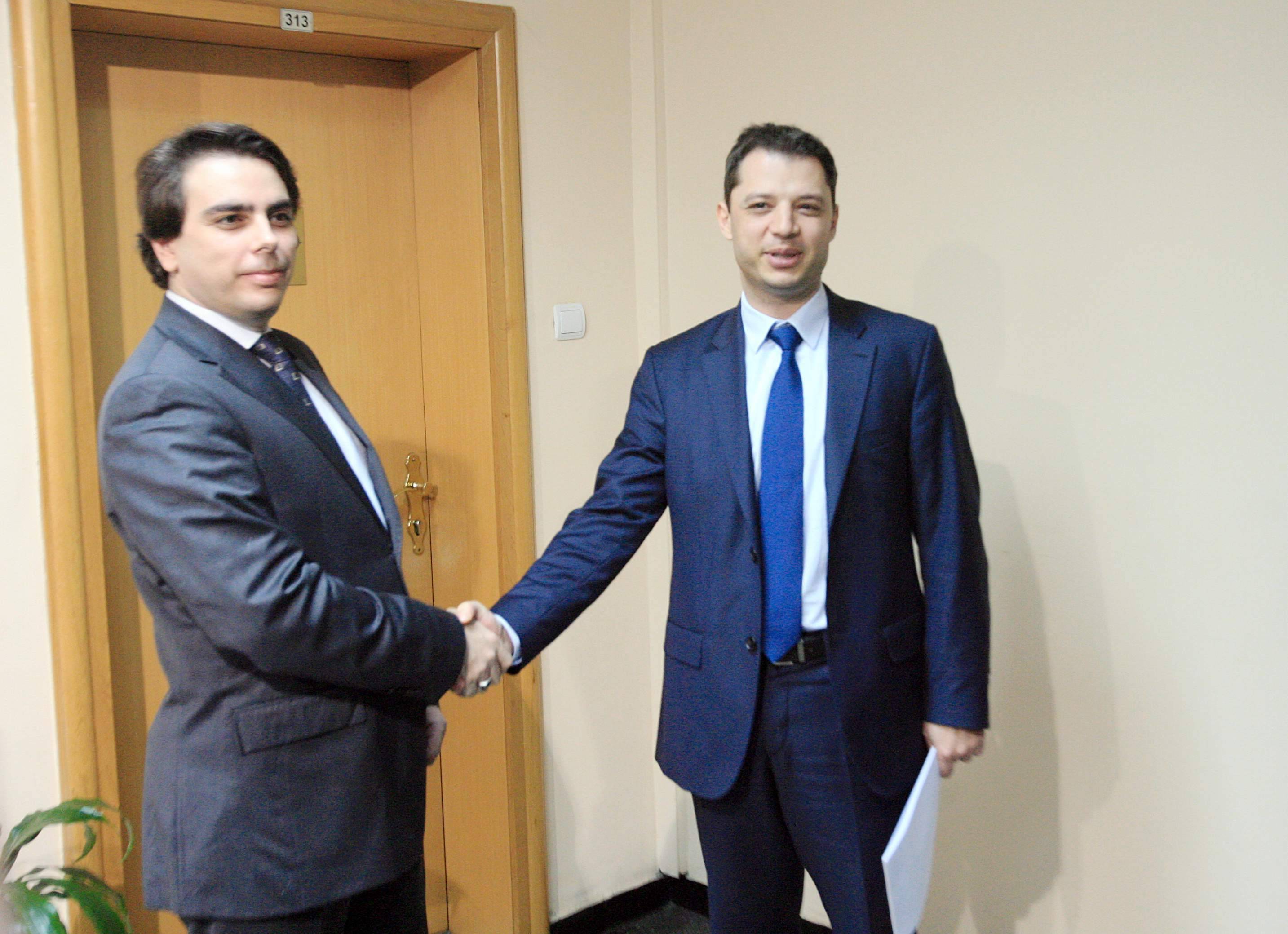 Асен Василев