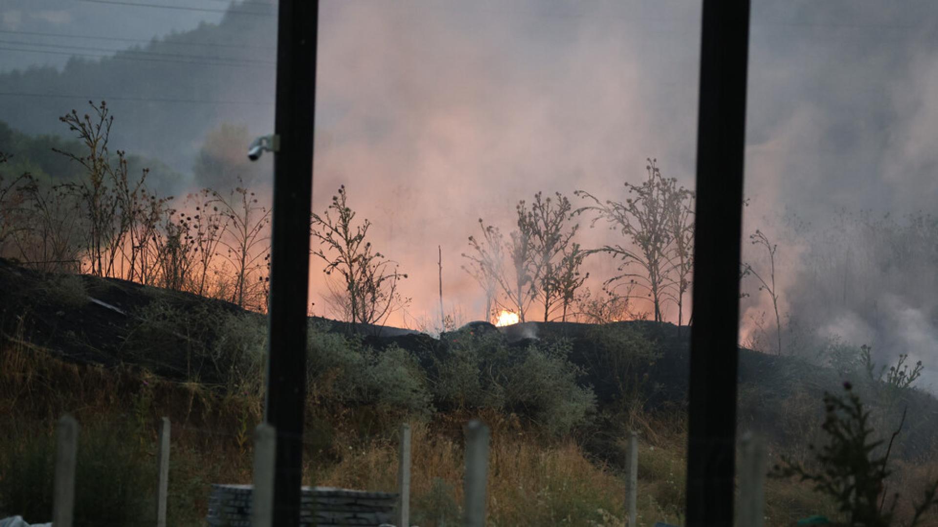 Мълния предизвика пожар в горска територия край чепеларското село Хвойна