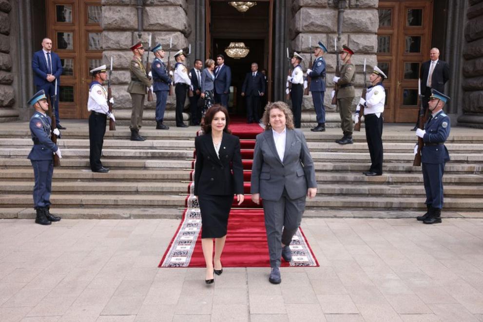  Киселова и Елиса Спиропали 