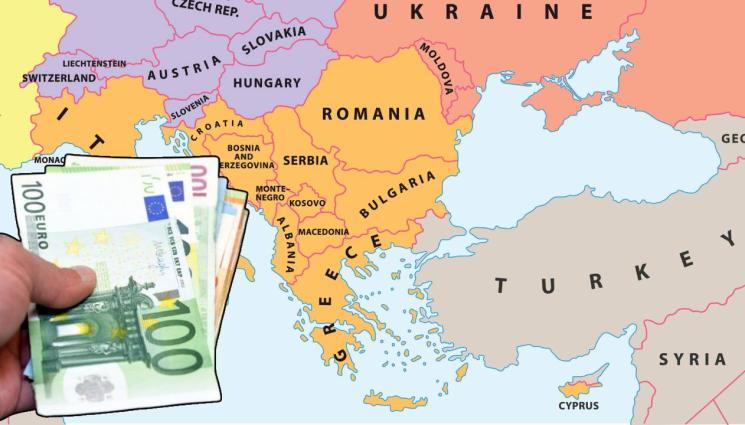 д - Кои две страни на Балканите ползват евро без дори да са в ЕС?