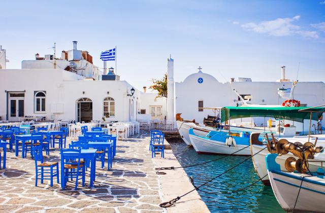 Гърция обмисля да въведе данък върху имотите, които не се