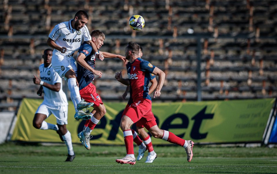 Славия Марек Дупница1