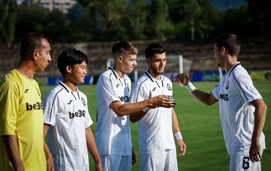 Славия Марек Дупница1