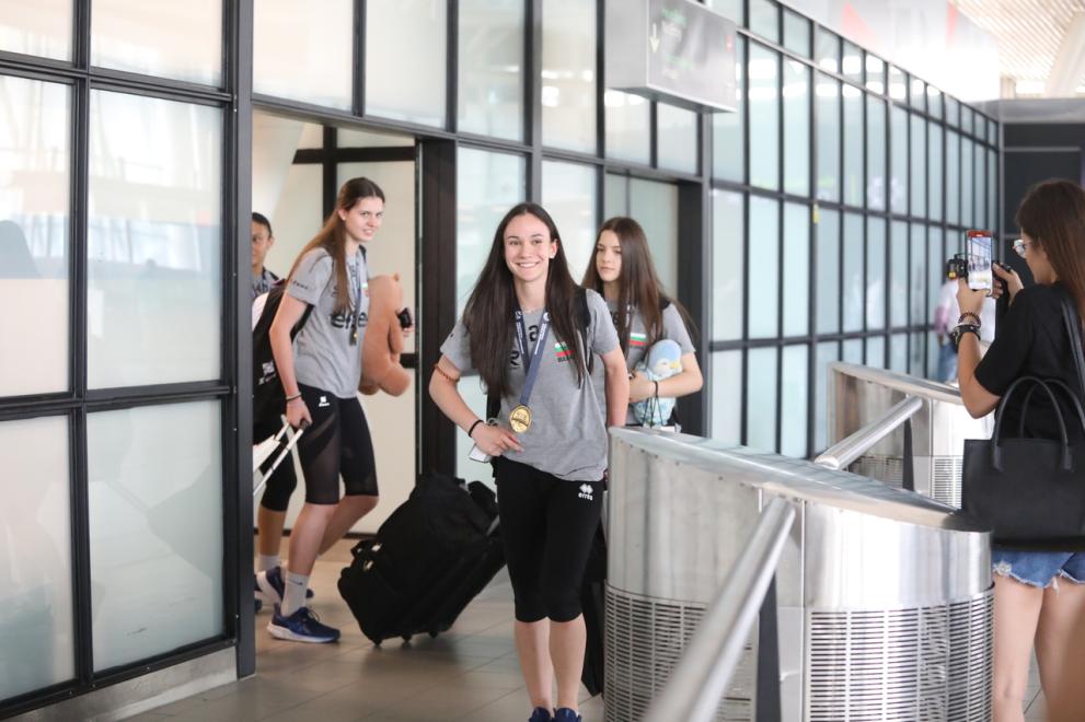 Световните шампионки по волейбол за девойки до 19 години се