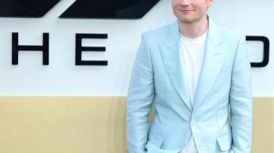 Ed Sheeran пя на една сцена със своя идол от детството James Blunt
