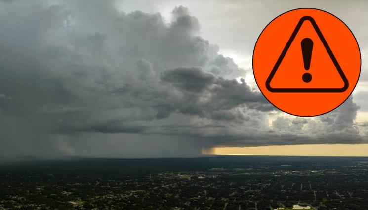 d - ОРАНЖЕВ КОД: Идват гръмотевични бури и градушки!