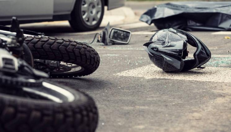 д - Кандидат-кмет катастрофира с мотор в участък, забранен за мотоциклети (СНИМКИ)