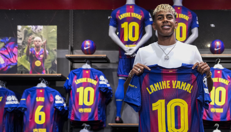 Ламин Ямал - Ламин Ямал ще носи №10 в Барса до 2031 г.