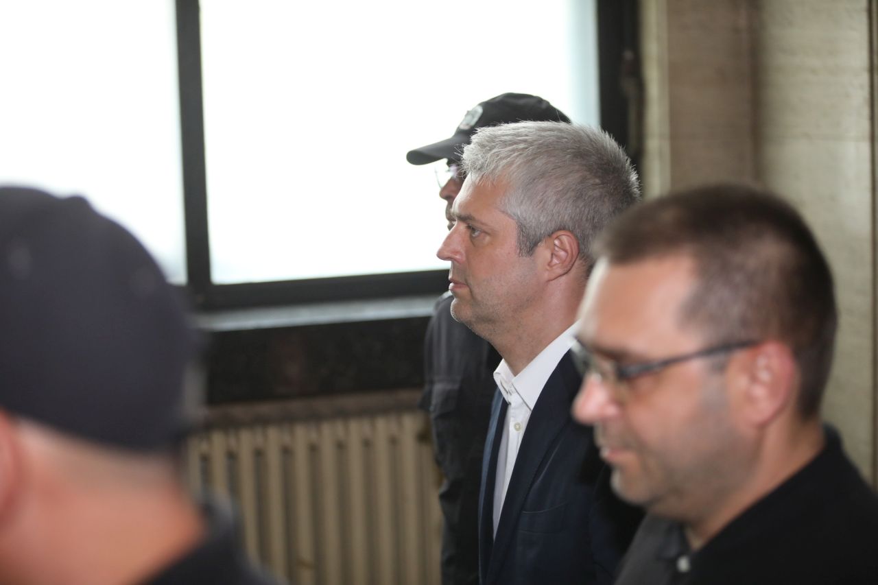 <p>Съдът гледа мярката за неотклонение на кмета на Варна Благомир Коцев</p>