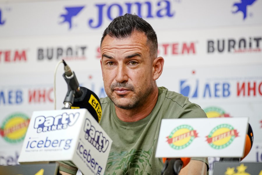 Пресконференция на Иван Стоянов1