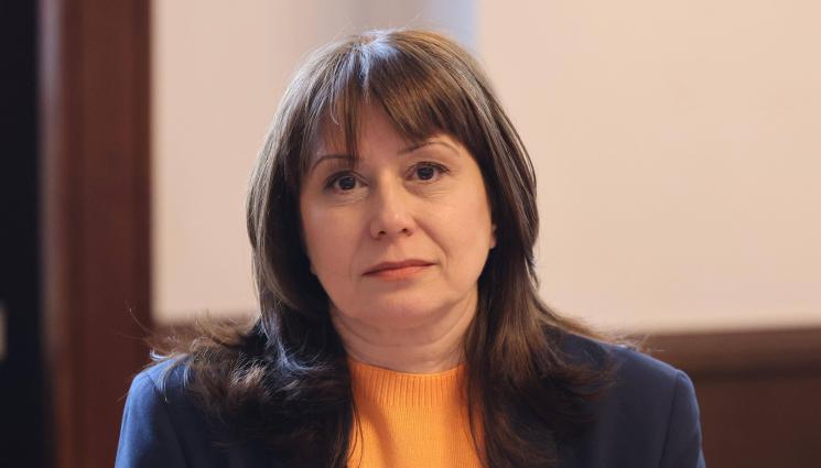 Велислава Делчева - Омбудсманът сезира две министерства заради тестовете за наркотици