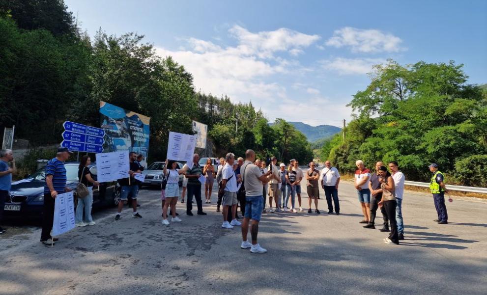  митинг вода Девин 