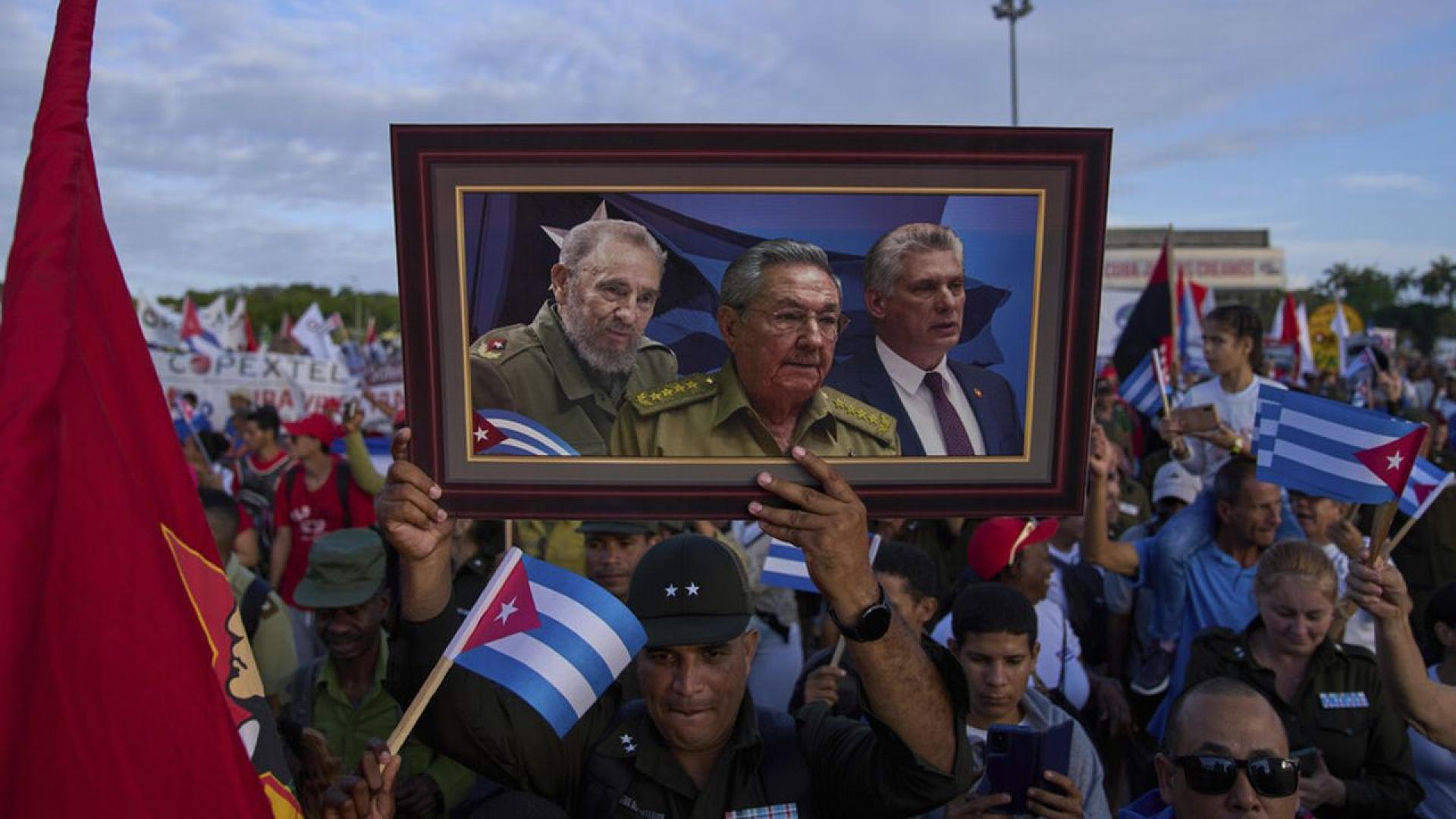 Куба премахна горната възрастова граница за кандидатиране за президент Това