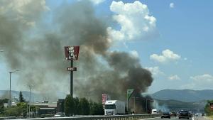 Голям пожар гори на 73 ти км на магистрала Тракия в