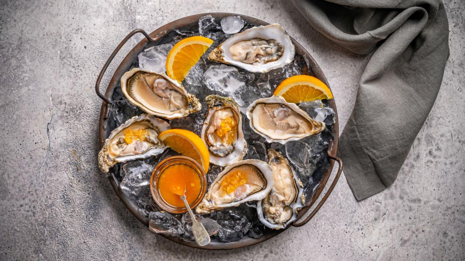 Четирима души са починали а седем други са се разболели