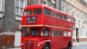 Петнадесет души бяха ранени като един е в критично състояние