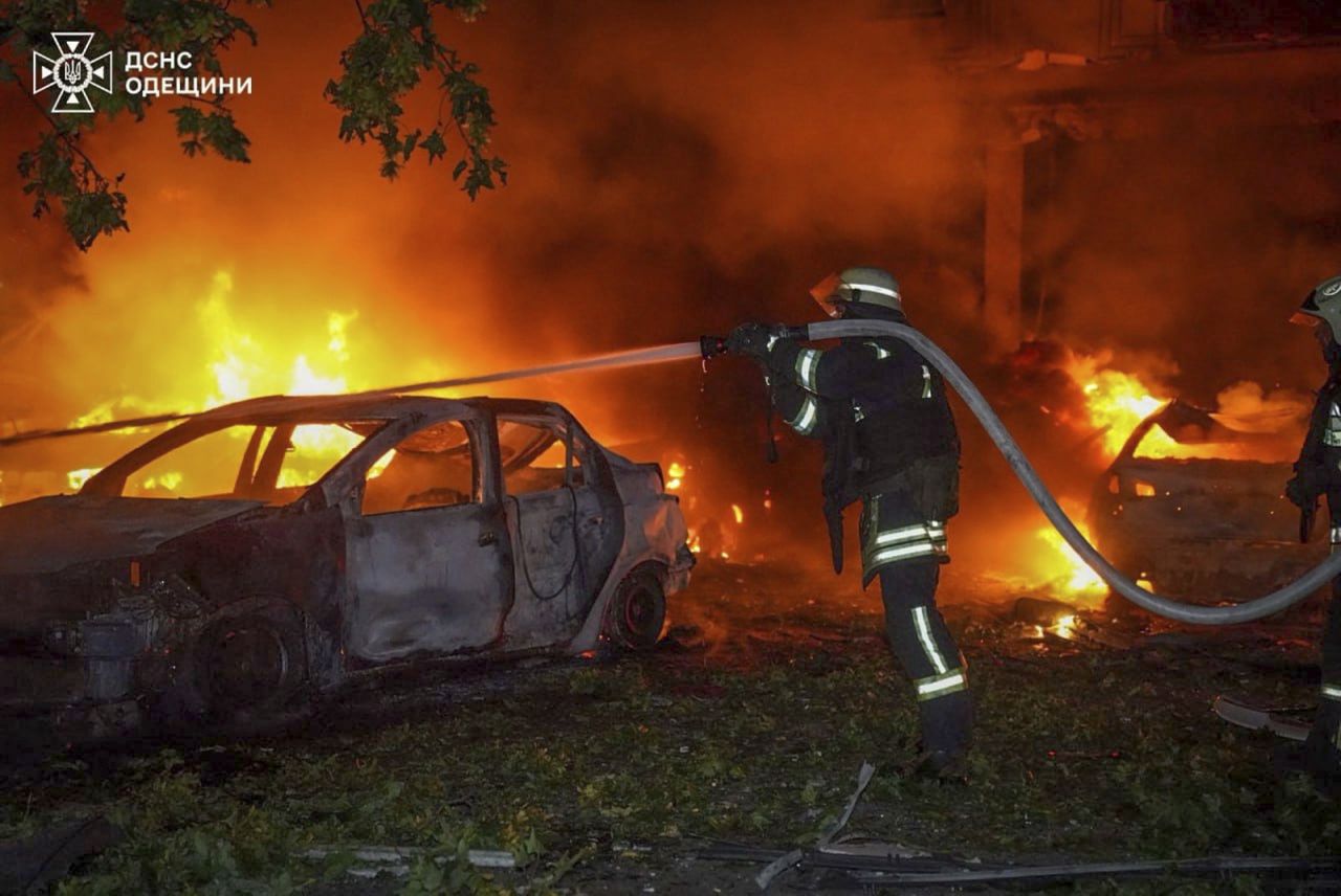 <p>Протест срещу Зеленски и руски обстрел в Украйна</p>