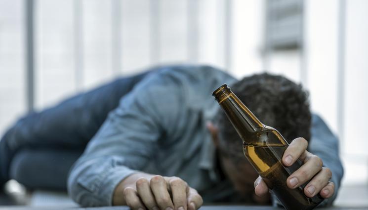 бира - БИЛА МУ И ХРАНА И ВОДА: Мъж изкара цял месец само на бира! (СНИМКИ)