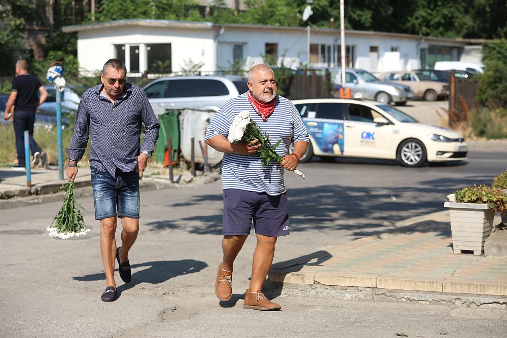 Последно сбогом с Тодор Славков