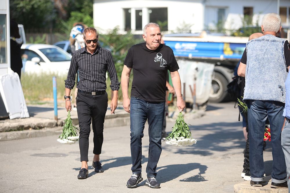 Последно сбогом с Тодор Славков
