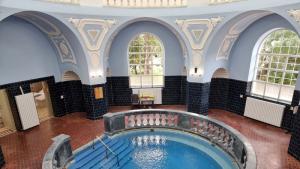 Кметът на София Васил Терзиев предлага концесия на Минерална баня в Банкя