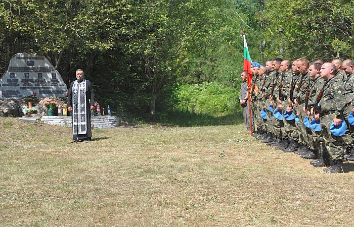 загинали офицери