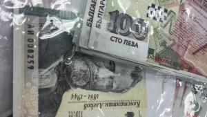 фалшиви пари