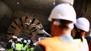 Метро Слатина