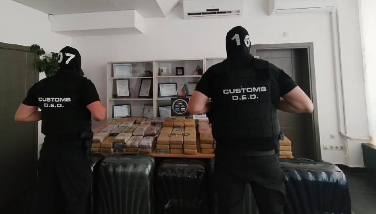 d - Коката за 37 млн. лева била натоварена в хотел