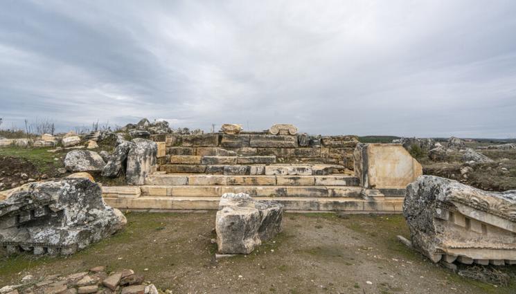 некропол - НВЕРОЯТНО: Разкриха огромен древен некропол у нас