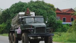 Военни