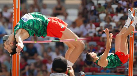 Тихомир Иванов