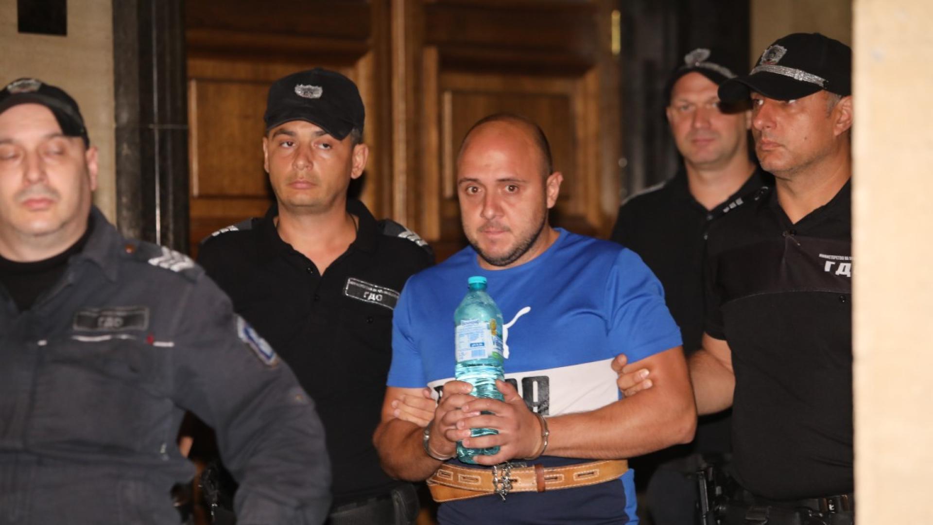 Оставиха в ареста 33 годишния Стоян Денчев който е обвинен за