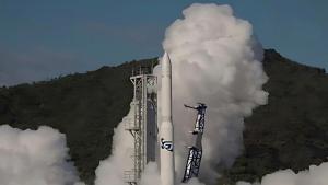 Първата ракета произведена в Австралия се разби 14 секунди след изстрелването