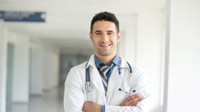 Когато пациентът знае повече от AI: Култови реплики, които лекарите чуват, но не искат 