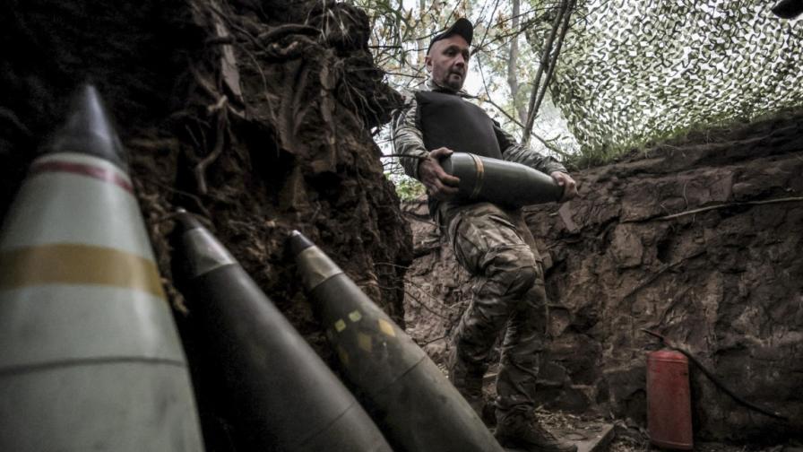 Украински войник в Часив Яр.