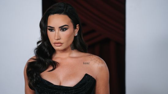Demi Lovato издава първия си сингъл от три години