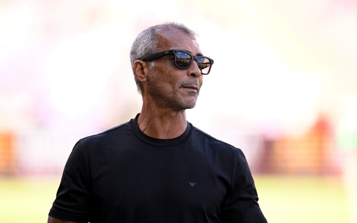 Ромарио не се дава: присади си коса