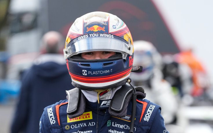 Никола Цолов дебютира във Формула 2