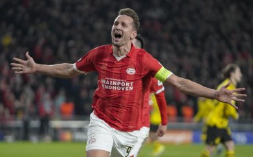 Люк де Йонг e играч на Порто