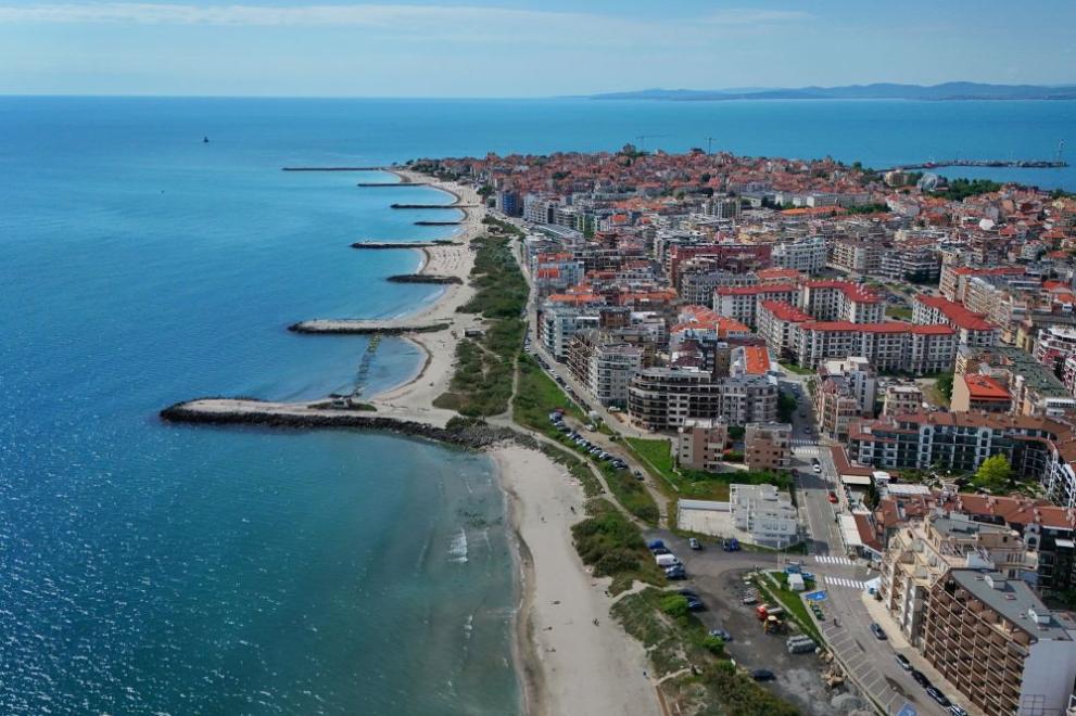 Спасители върнаха към живот две сестри на 16 и 18 години