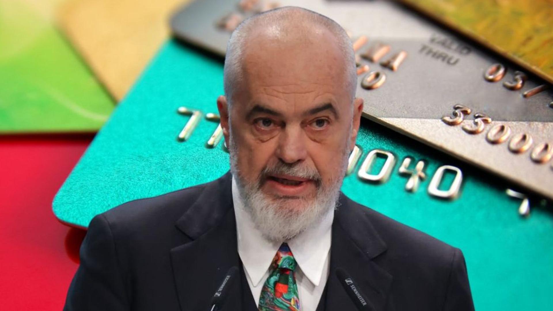 Встрана в която парите в брой доминират амбицията на премиера