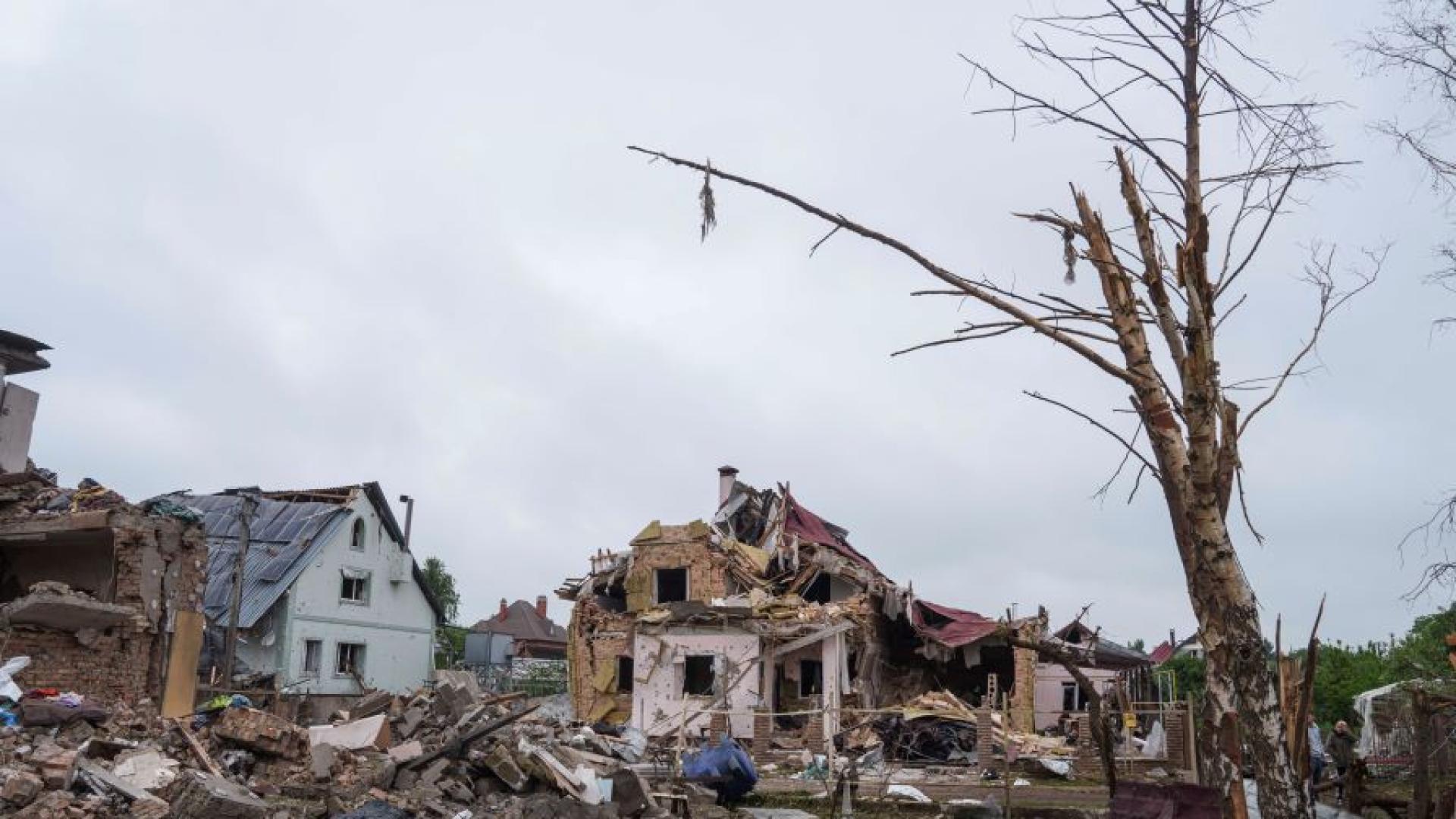 Руските сили които напредват бавно в Източна Украйна превзеха село