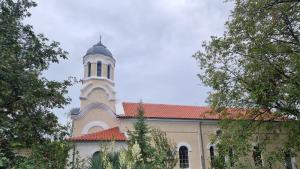 нова загора храм