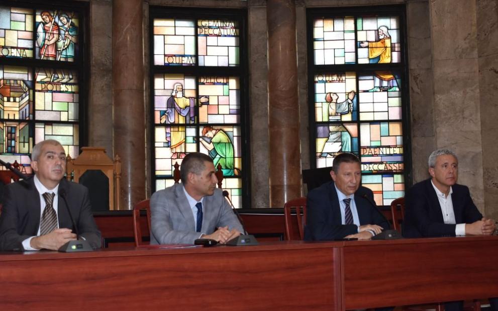  Прокуратура 