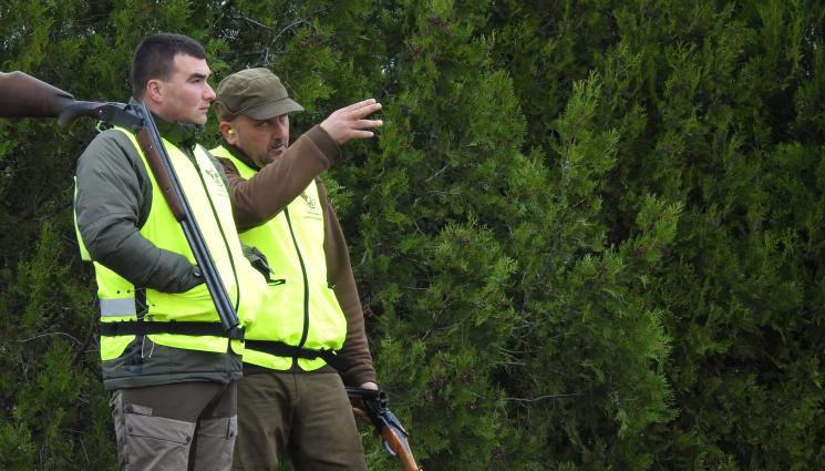 СИДП - НА ОРЪЖИЕ: 208 нови авджии нападат горите!