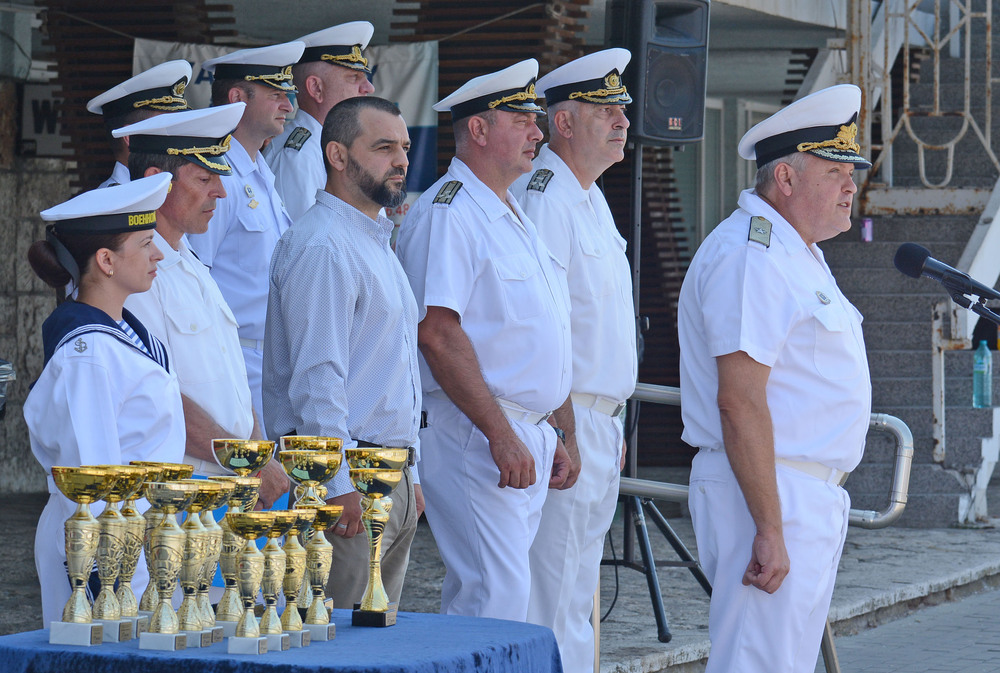 Наградиха победителите в Спартакиадата по морски спортове във Варна