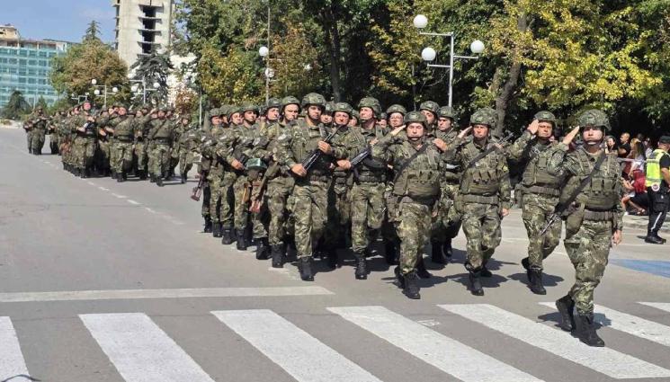 д - България изпрати войници на мисия в Косово