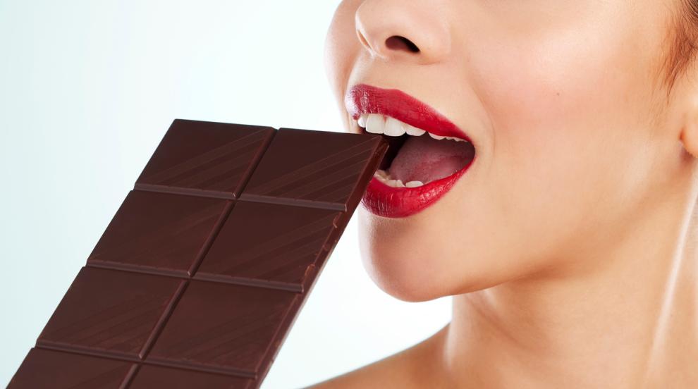 Консумацията на черен шоколад има редица ползи за здравето